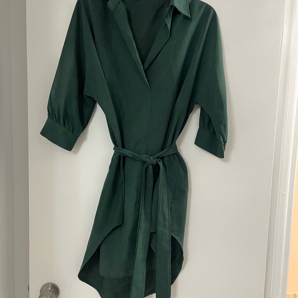 Elegant Green Women's Top